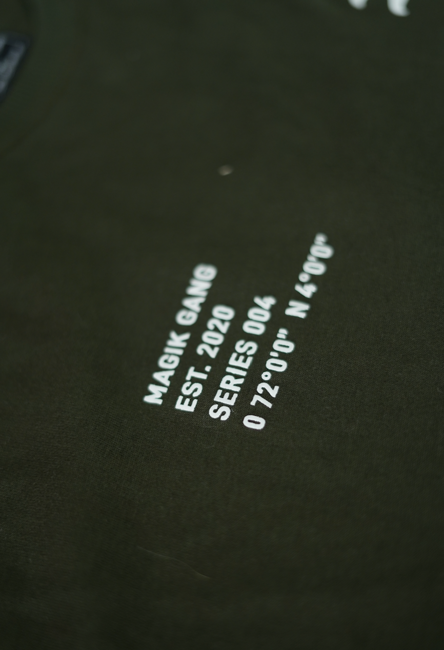 Camiseta Magik Gang Oversize alto relieve-Verde